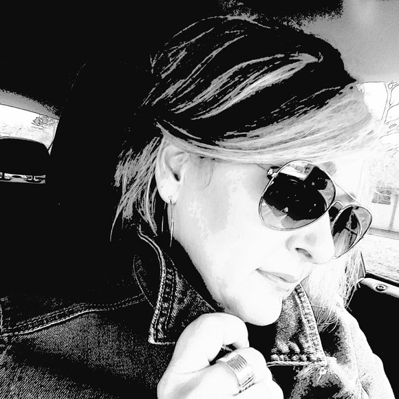 Meet your Posher, M. - Picture 1 of 1